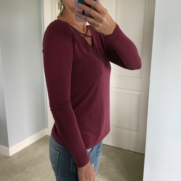 Wine Color Long Sleeve Top - Picture 3 of 5